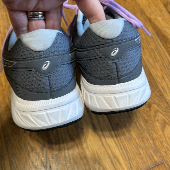 New nwot Asics Women's Gel-Contend 6 Gray/Lavender 8.5 - Picture 5 of 6